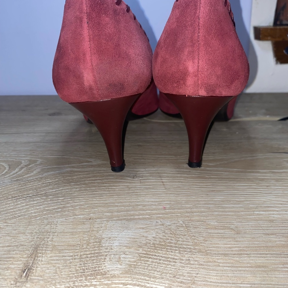J.Renee Burgundy Heels with Embellishments - Picture 3 of 6